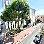 Le Riquet - 4 People - Hyper Center - Metro